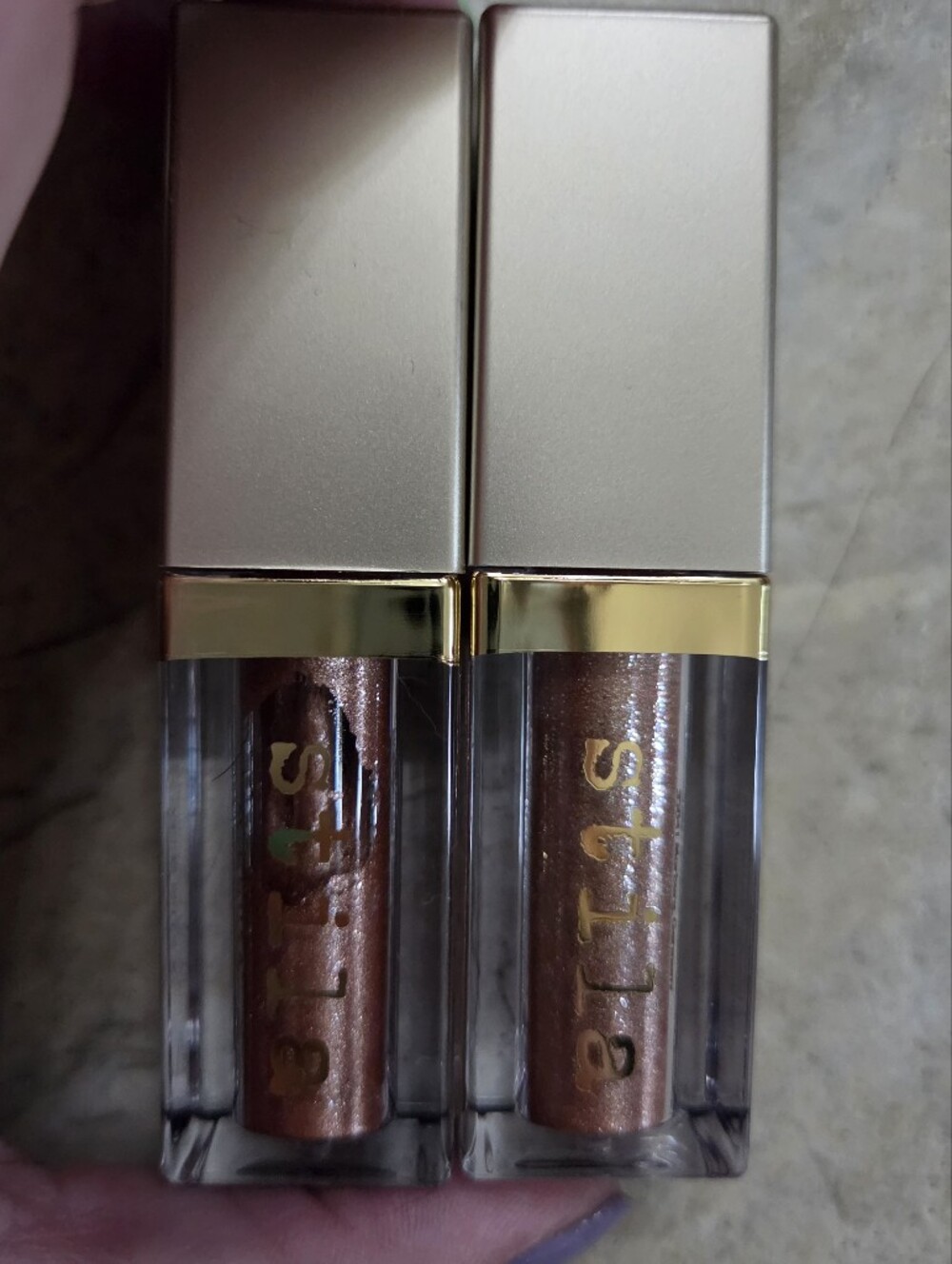 Stilla Kitten Karma And Rose Gold Glow Shimmery Eyeshadow